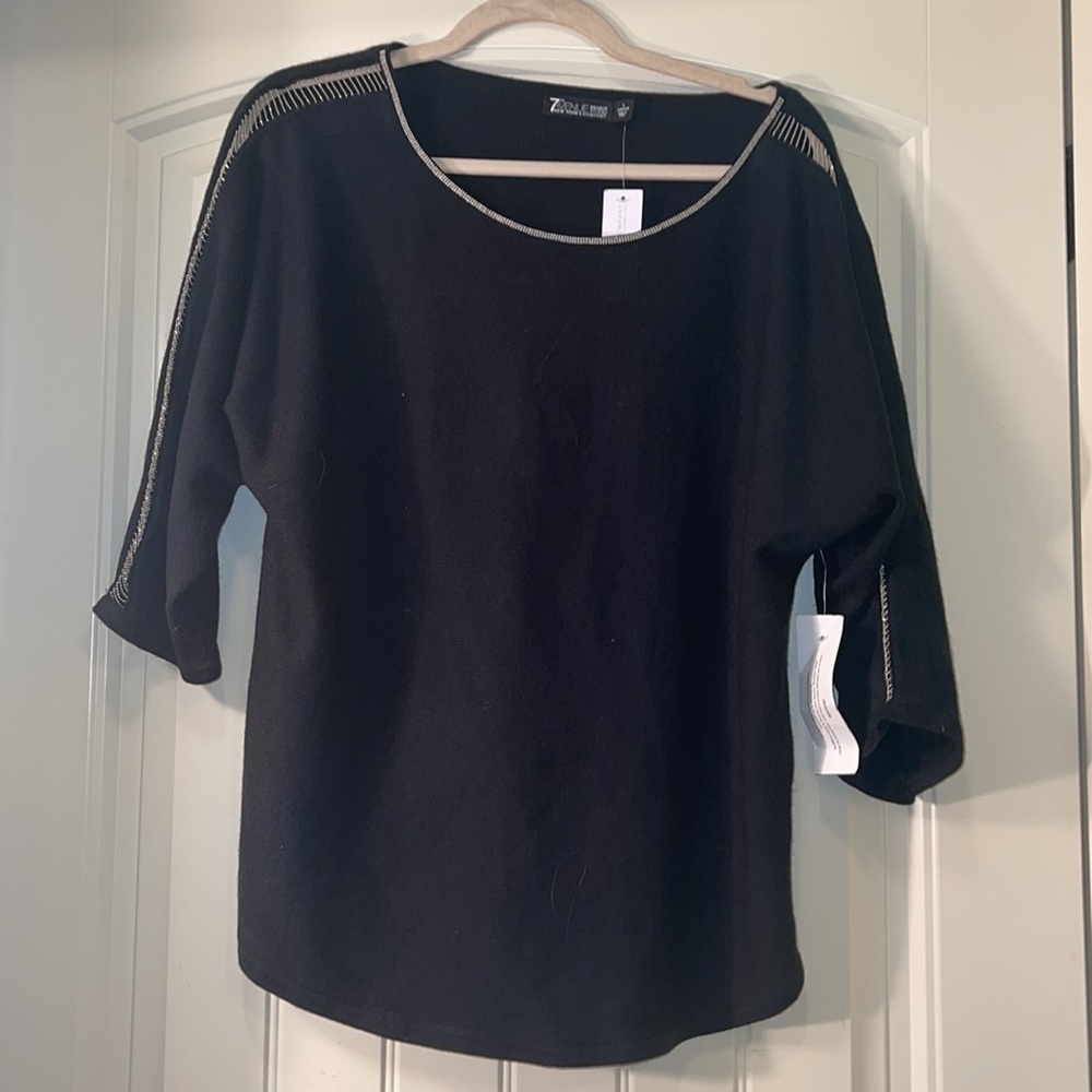 Sz L New York & company black sweater w/ silver chain link on the 3/4 sleeve NWT